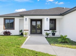 9014 Penny Ct, Labelle, FL 33935