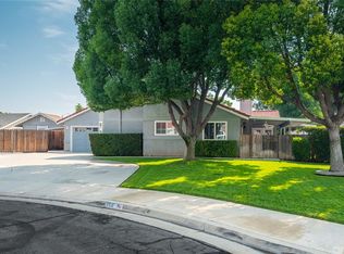550 Stockholm Ct, Hemet, CA 92545