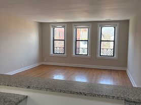 1768 Columbia Rd NW, Washington, DC