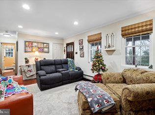 129 Midway Rd, Phoenixville, PA 19460