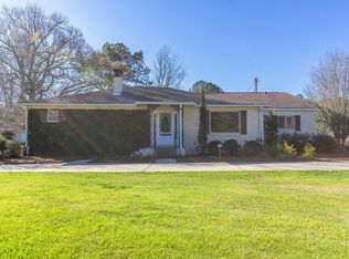 358 Elks Lake Rd, Hattiesburg, MS 39401