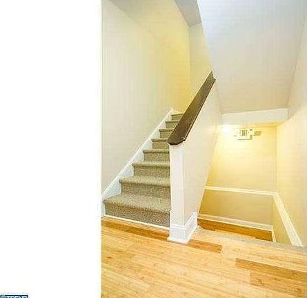 3rd image of 1504 Fairmount Ave #C
