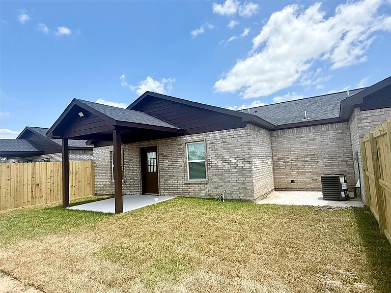 9508 Quaker Ct — Photo 15