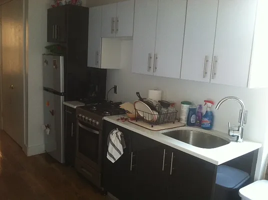 Rented by Premier Metro Realty Corp | media 45