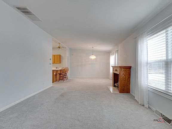 4th image of 3522 Blue Heron Cir