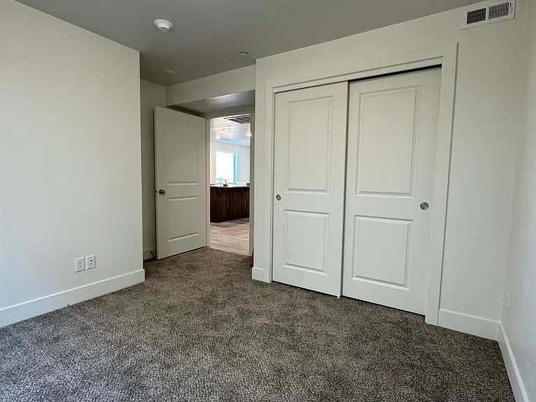 238 Ella Ln — Photo 11