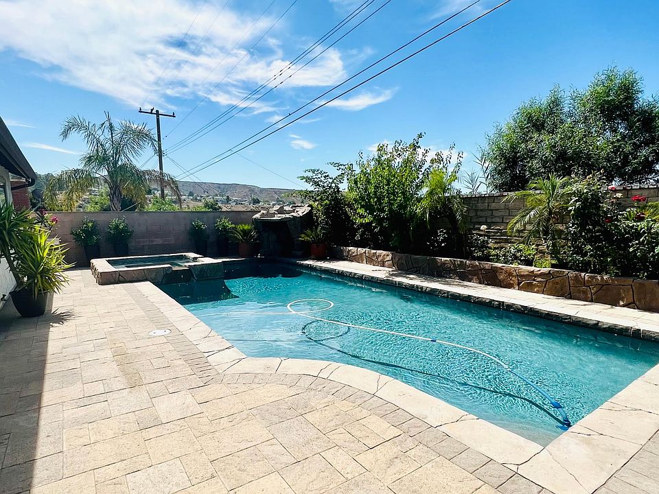 1st image of 13685 Algranti Ave
