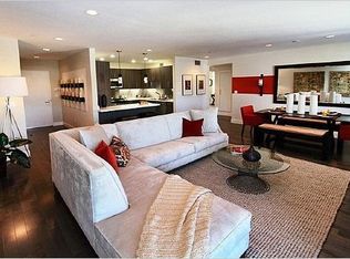 11023 Fruitland Dr APT 101, Studio City, CA 91604