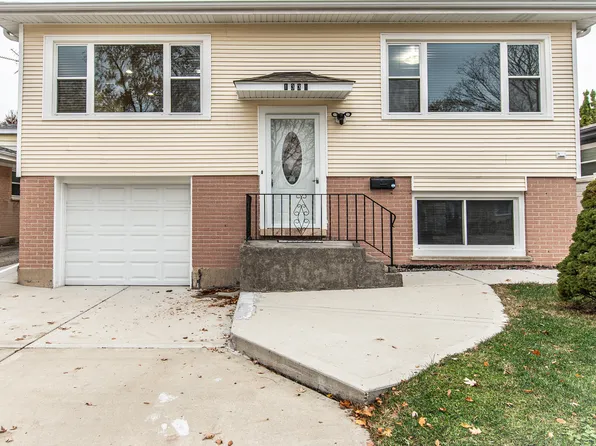 1338 S Dunton Ave, Arlington Heights, IL 60005