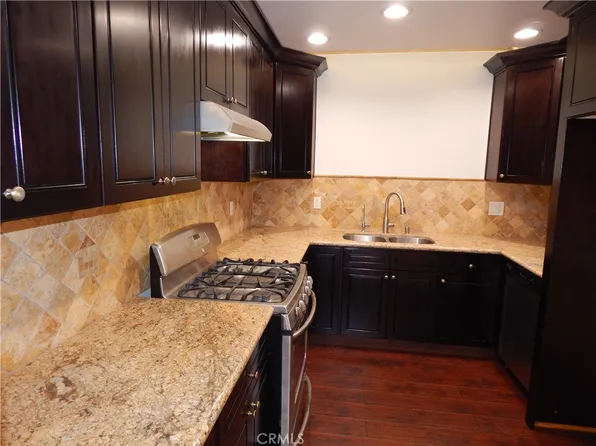 11834 Gilmore St #11834, North Hollywood, CA 91606