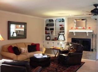 1918 Lankestar Way, Yukon, OK 73099