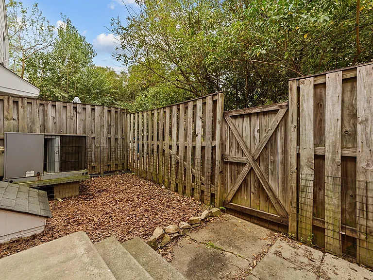 1103A Nichols Dr — Photo 20