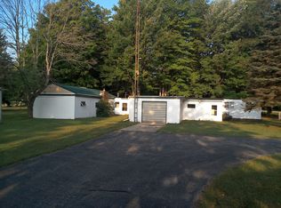 9481 W 30 Rd, Harrietta, MI 49638