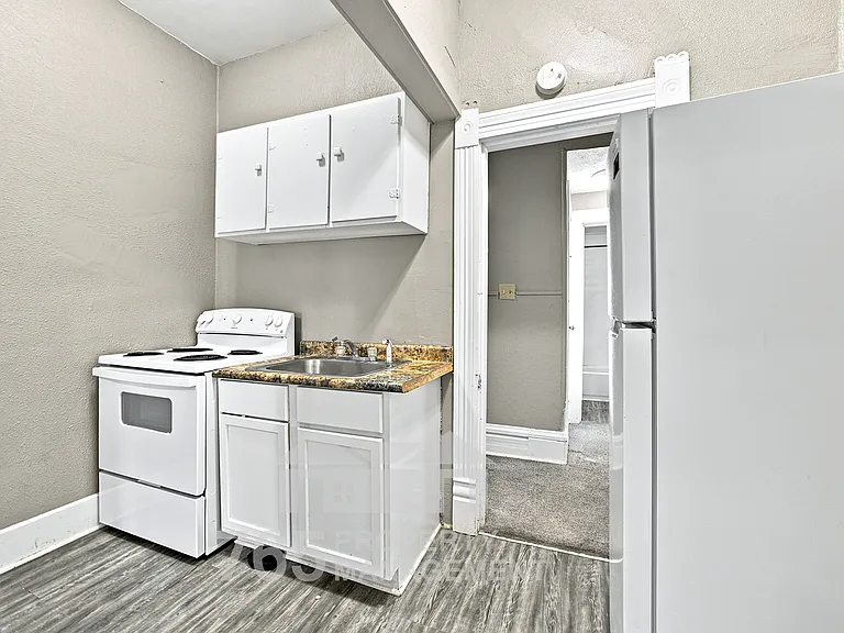 603 S Main St #3 — Photo 15