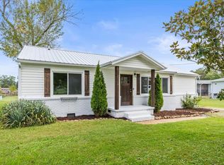 15 Walker Ave, Fort Oglethorpe, GA 30742