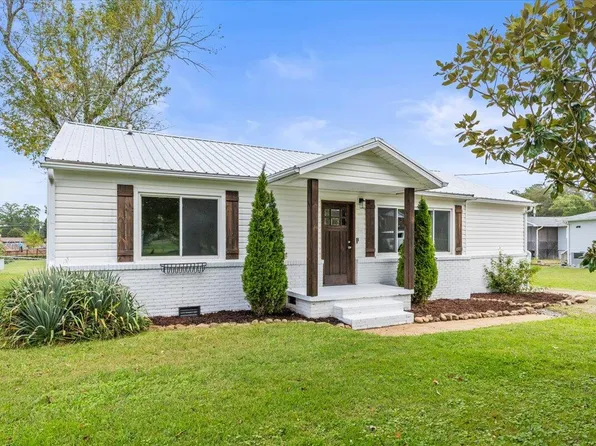 15 Walker Ave, Fort Oglethorpe, GA 30742