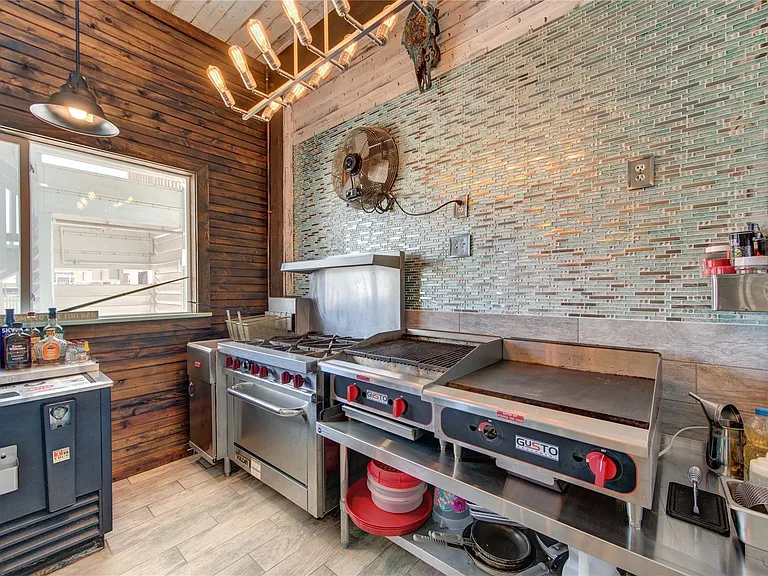 3915 Kiva Rd — Photo 35
