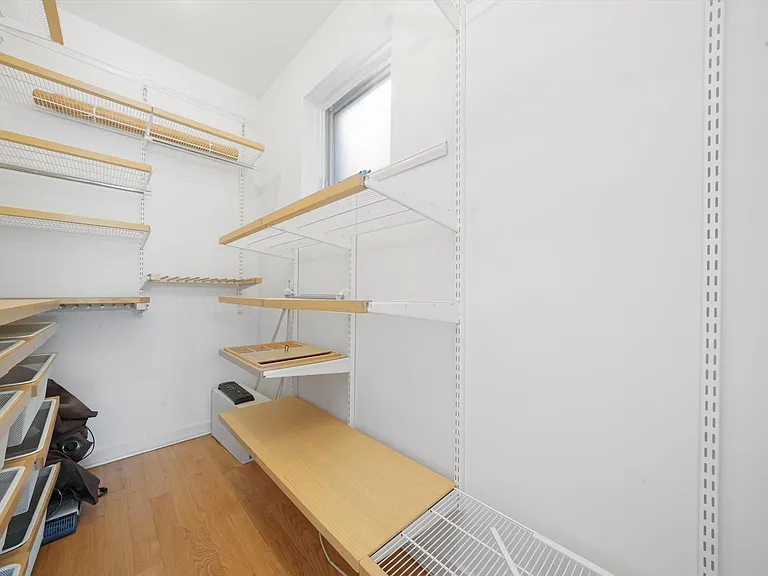 1541 N Bosworth Ave #3 — Photo 18
