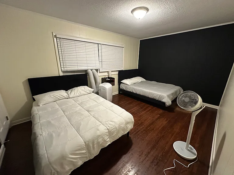 115 Diggs Dr — Photo 1