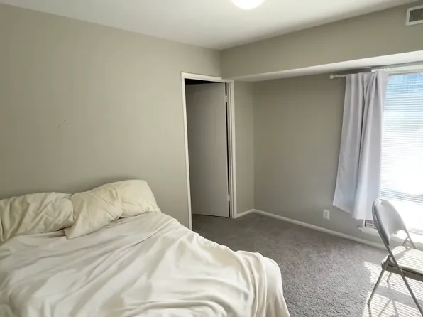 3716 N Rosser St APT 204, Alexandria, VA 22311