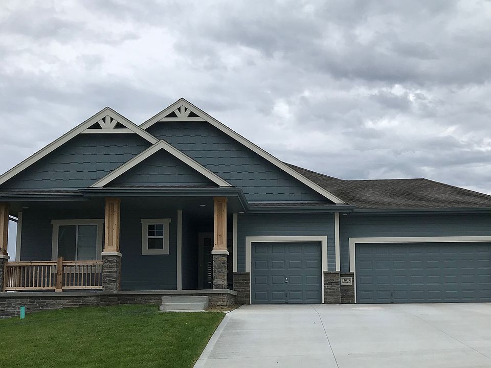 1st image of 11009 Cove Hollow Dr