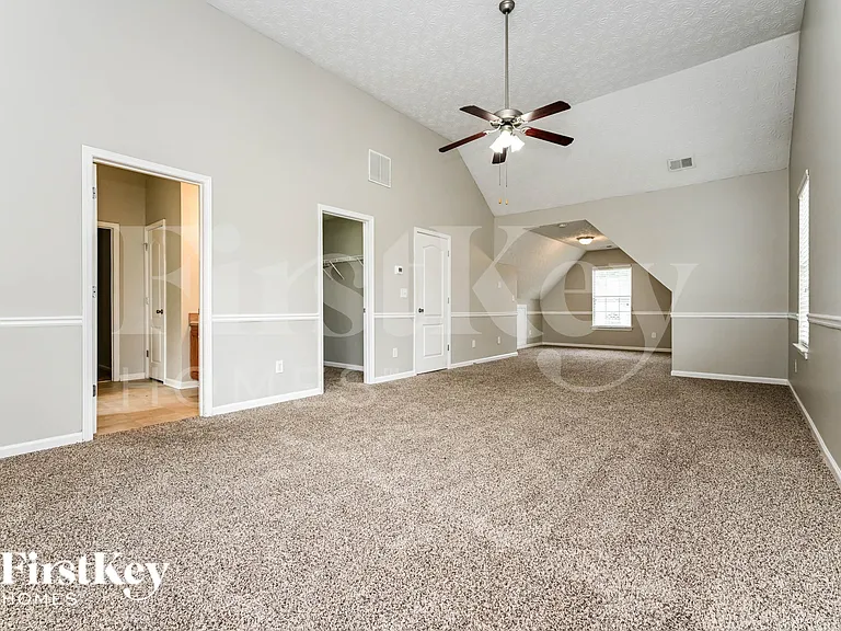 6496 Snowden Dr — Photo 8