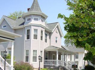 209 E Howard St, Pontiac, IL 61764