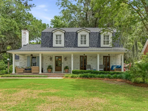 972 Equestrian Dr, Mount Pleasant, SC 29464