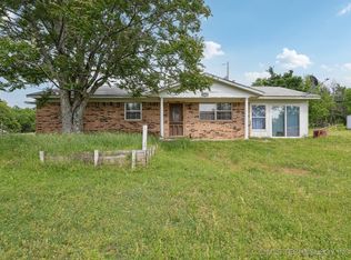 25684 S 110th St E, Porum, OK 74455