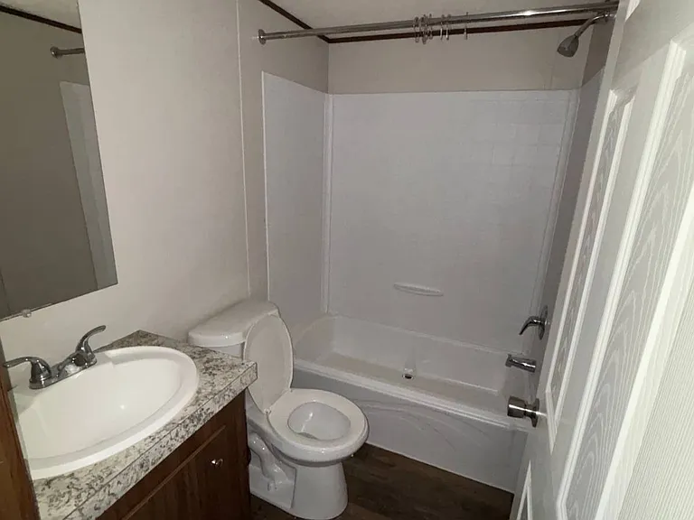 105 Exter Dr #21 — Photo 5