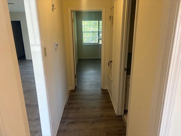 2018 Sanford Dr #1-12 — Photo 13