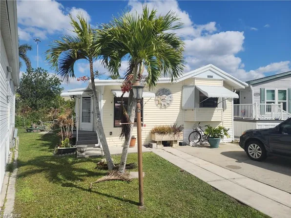 10835 Vireo CIR, ESTERO, FL 33928