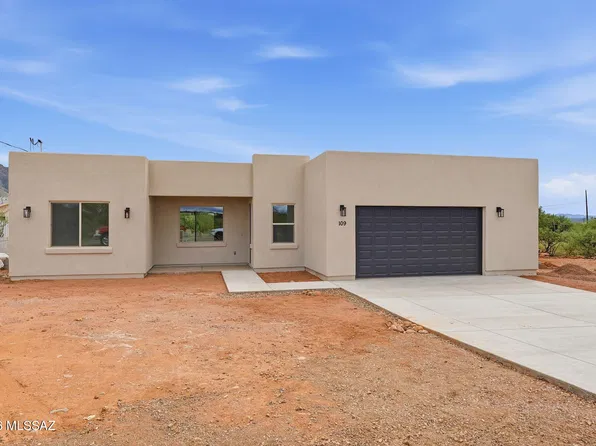 109 Via Estonia, Rio Rico, AZ 85648