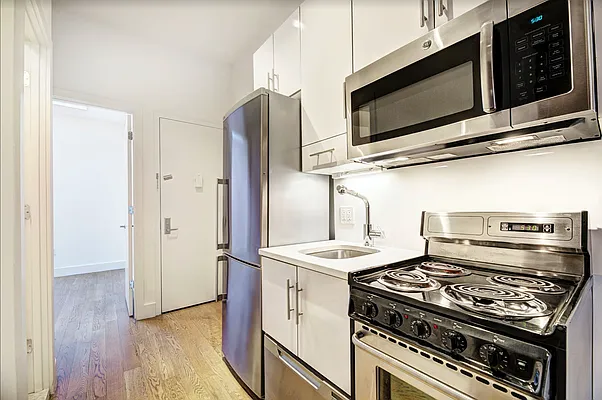 Rented by REAL New York | media 15