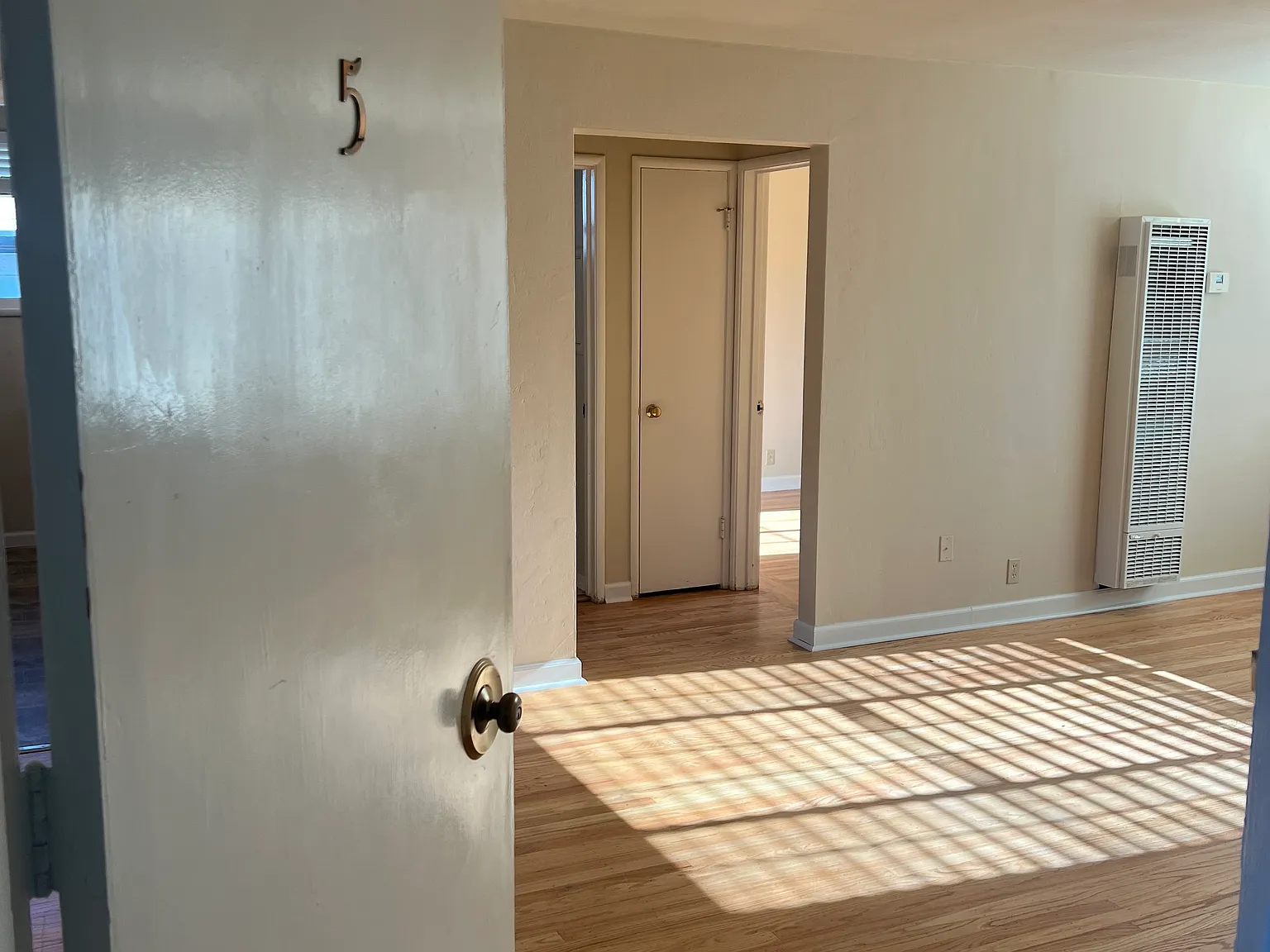 1 bed, 650 sqft, $3,100 — Photo 2