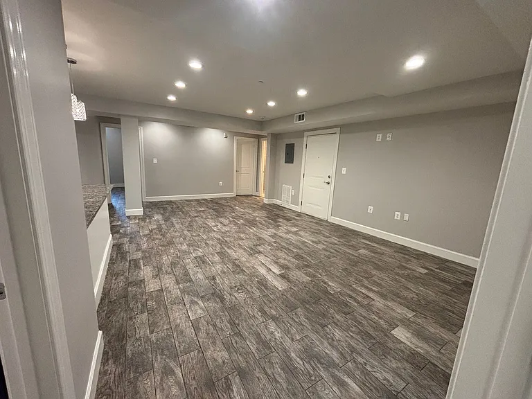 1445 Oak St NW — Photo 19