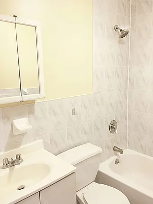 Rented by Bedford Realty USA Corp | media 12