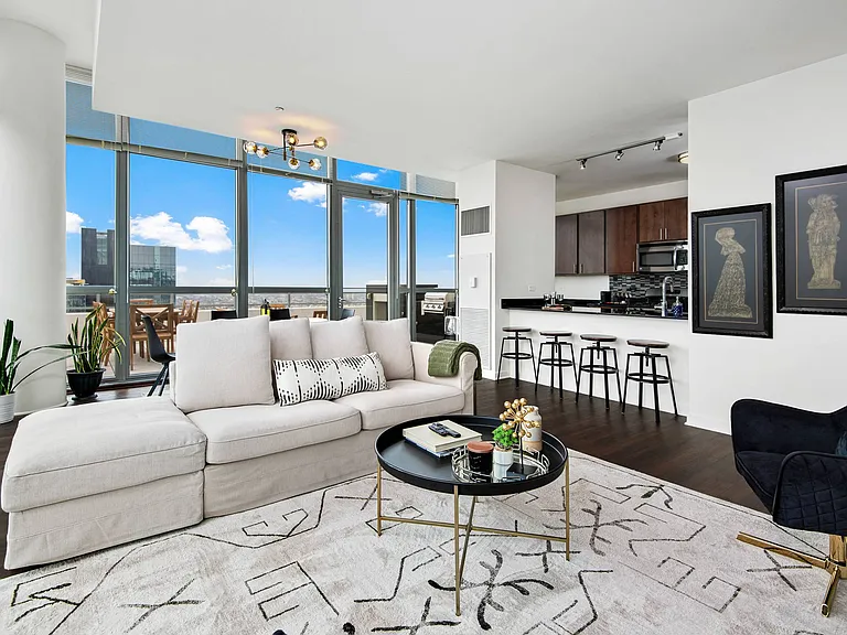 K2 Apartments — Photo 35