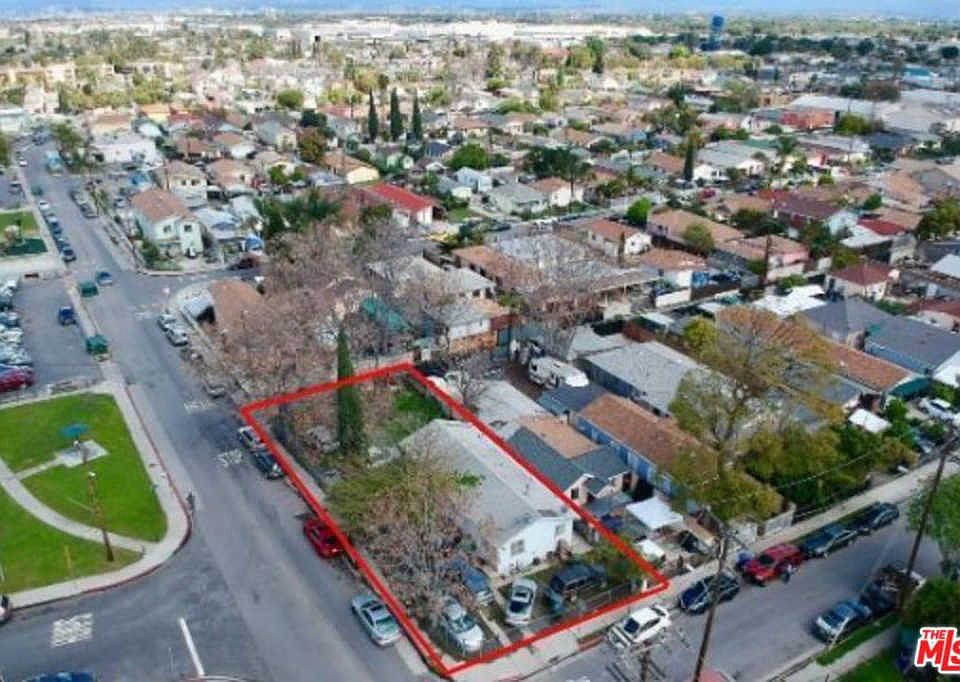 1st image of 11518 Mona Blvd
