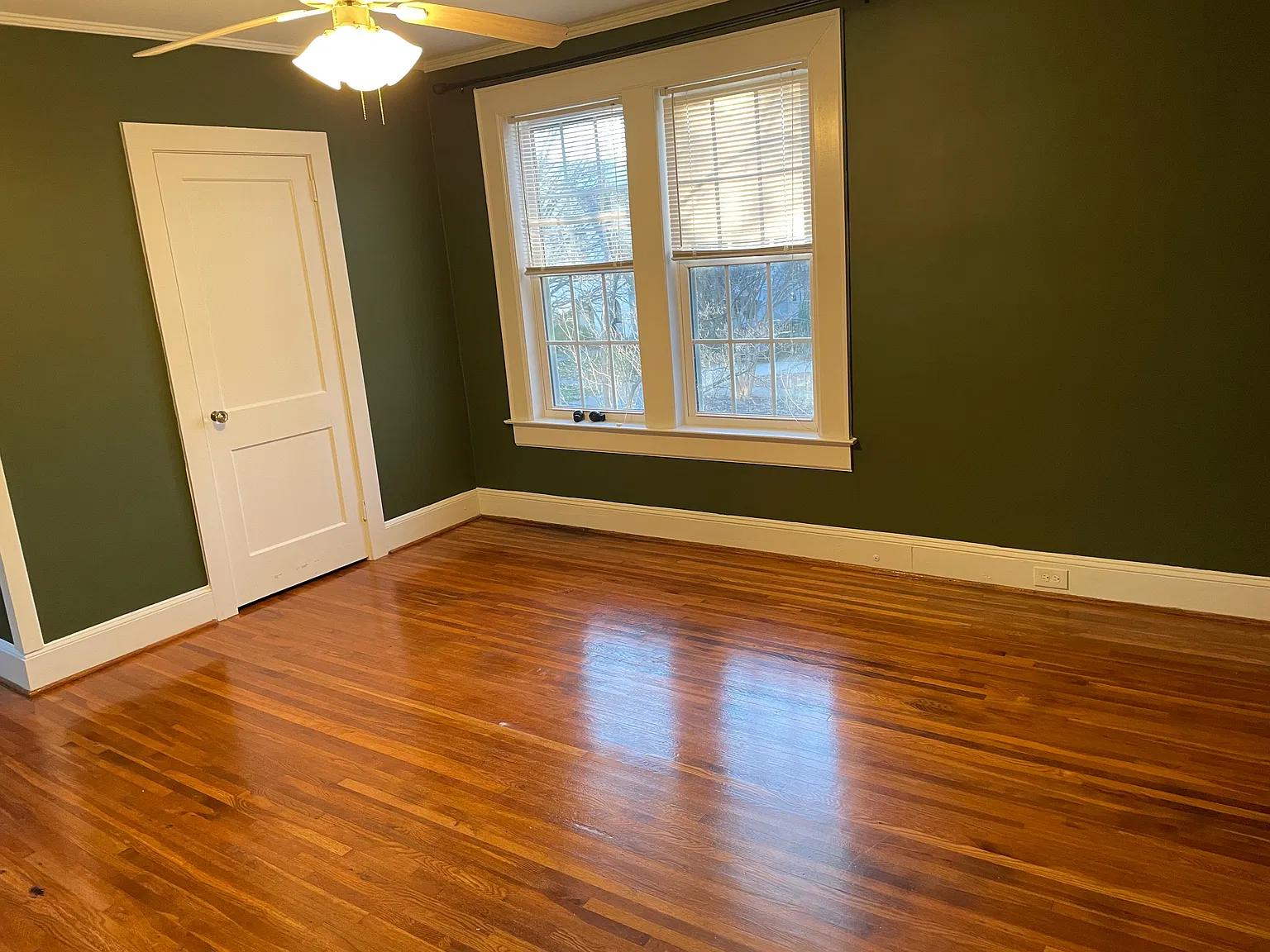 2 bed, 1000 sqft, $2,000 — Photo 3