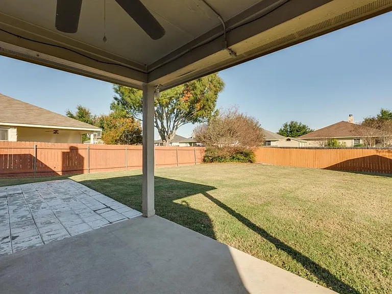6007 Lone Star Ct — Photo 12