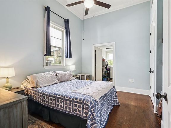 5th image of 3142 Chippewa St