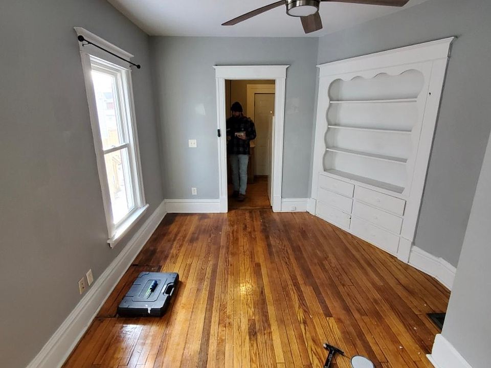 1st image of 441 W Cedar St #2