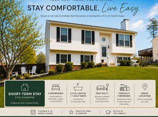 11512 Woodland View Dr, Fredericksburg, VA 22407