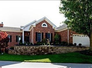 680 Spyglass Summit Dr, Chesterfield, MO 63017