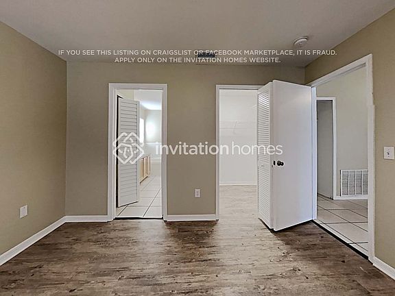 4th image of 2412 Pine Chase Cir