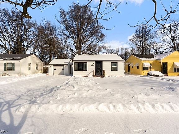 5th image of 2401 Greenvale Rd