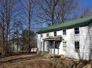 217 Rogge Rd, Amsterdam, NY 12010