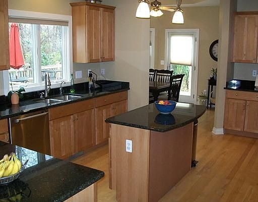 2nd image of 10471 Timber Ridge Dr