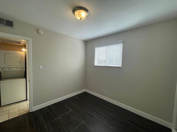 3rd image of 11022 Aqua Vista St APT 14